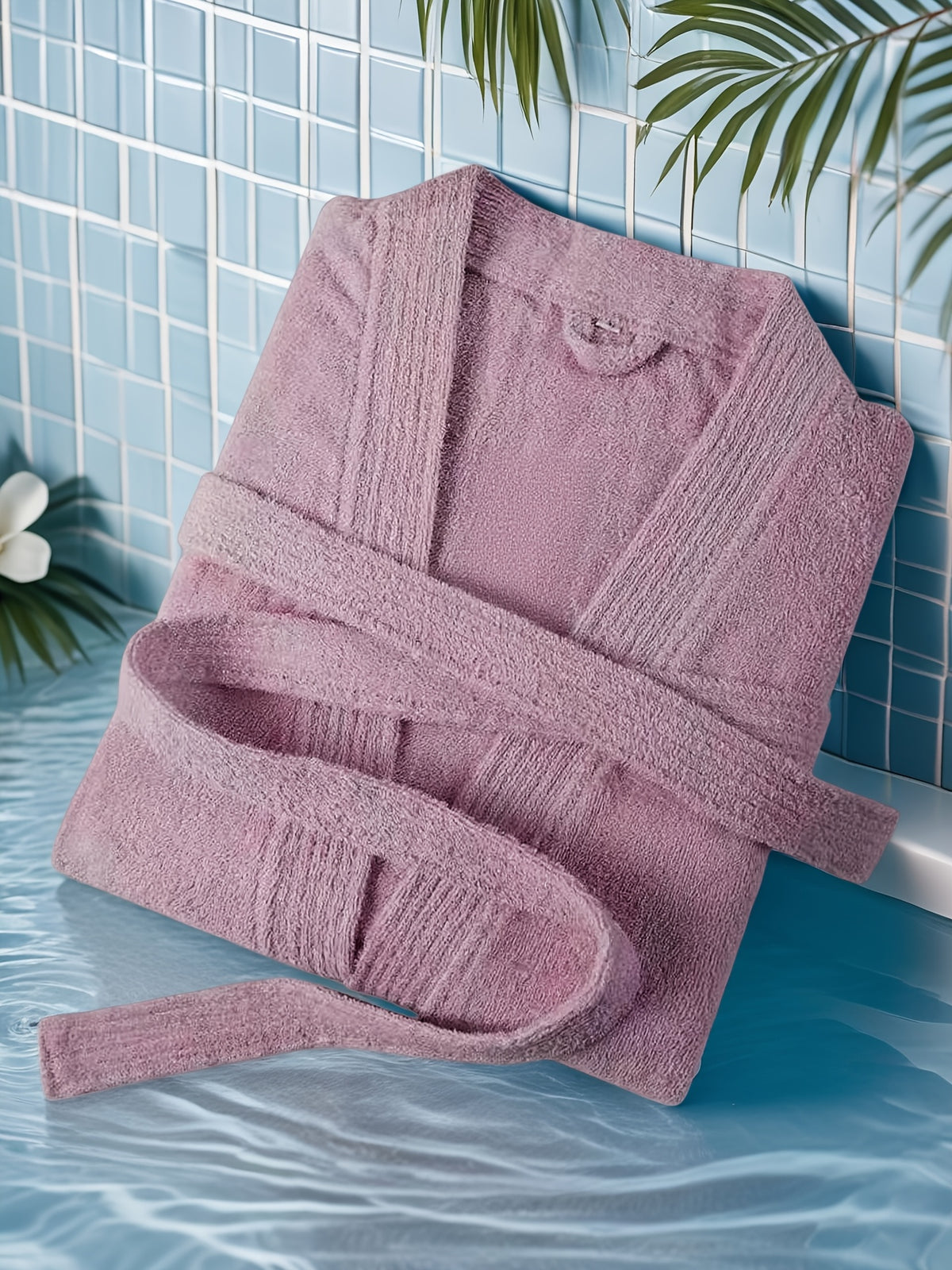 Women's long towelling bathrobe