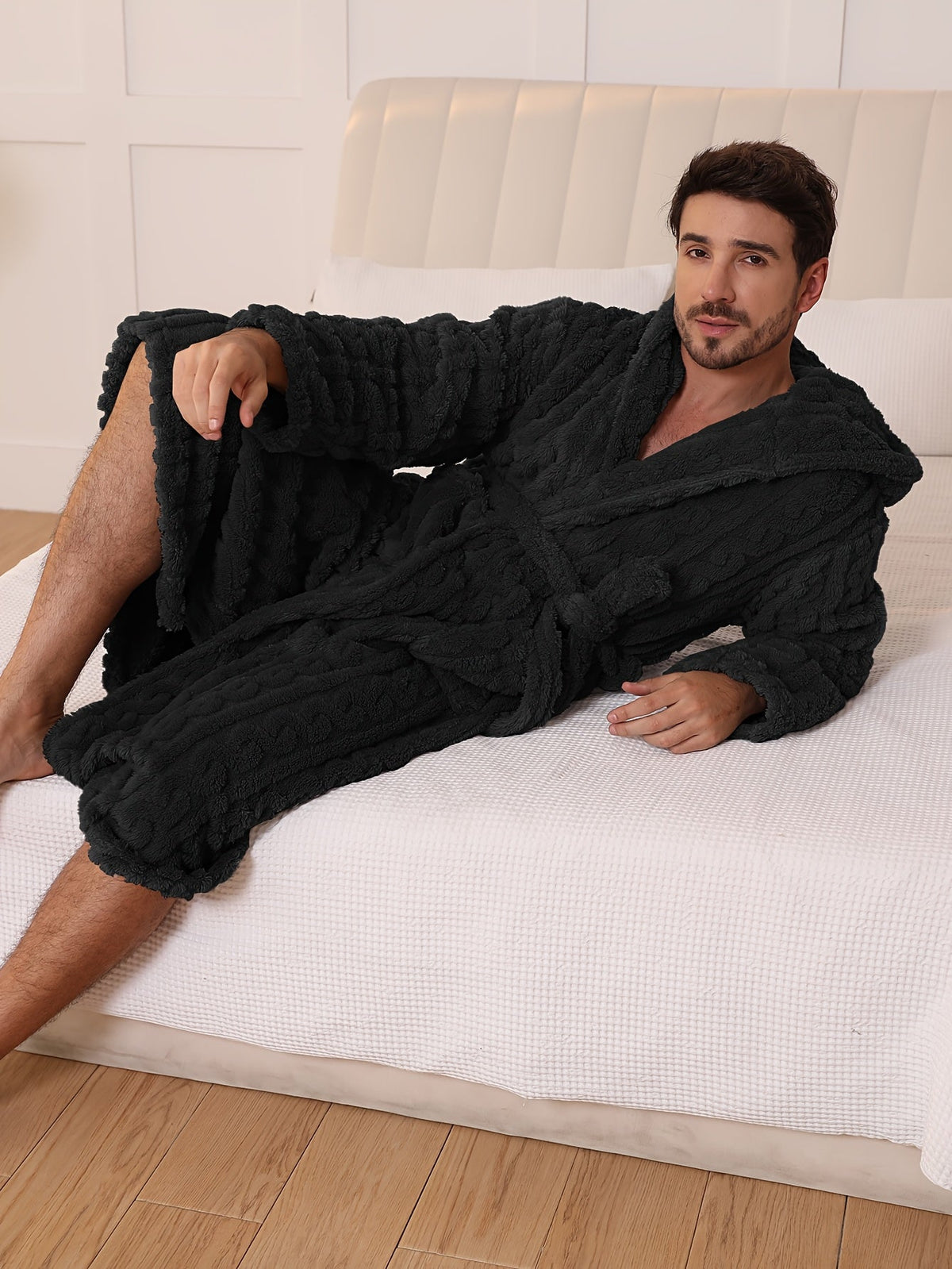 Men's cable-textured hooded towelling bathrobe