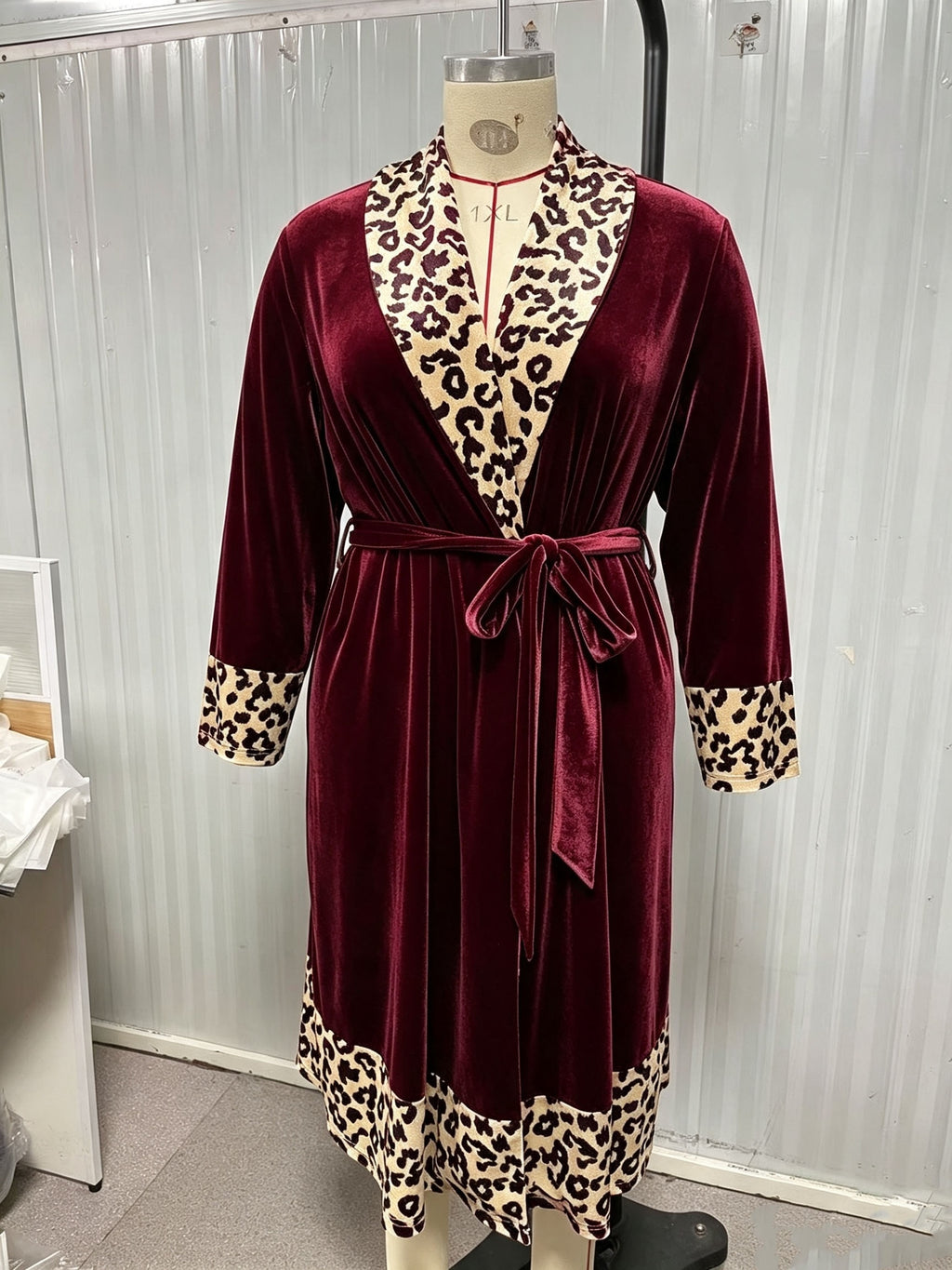 Women's plus size leopard print velvet dressing gown