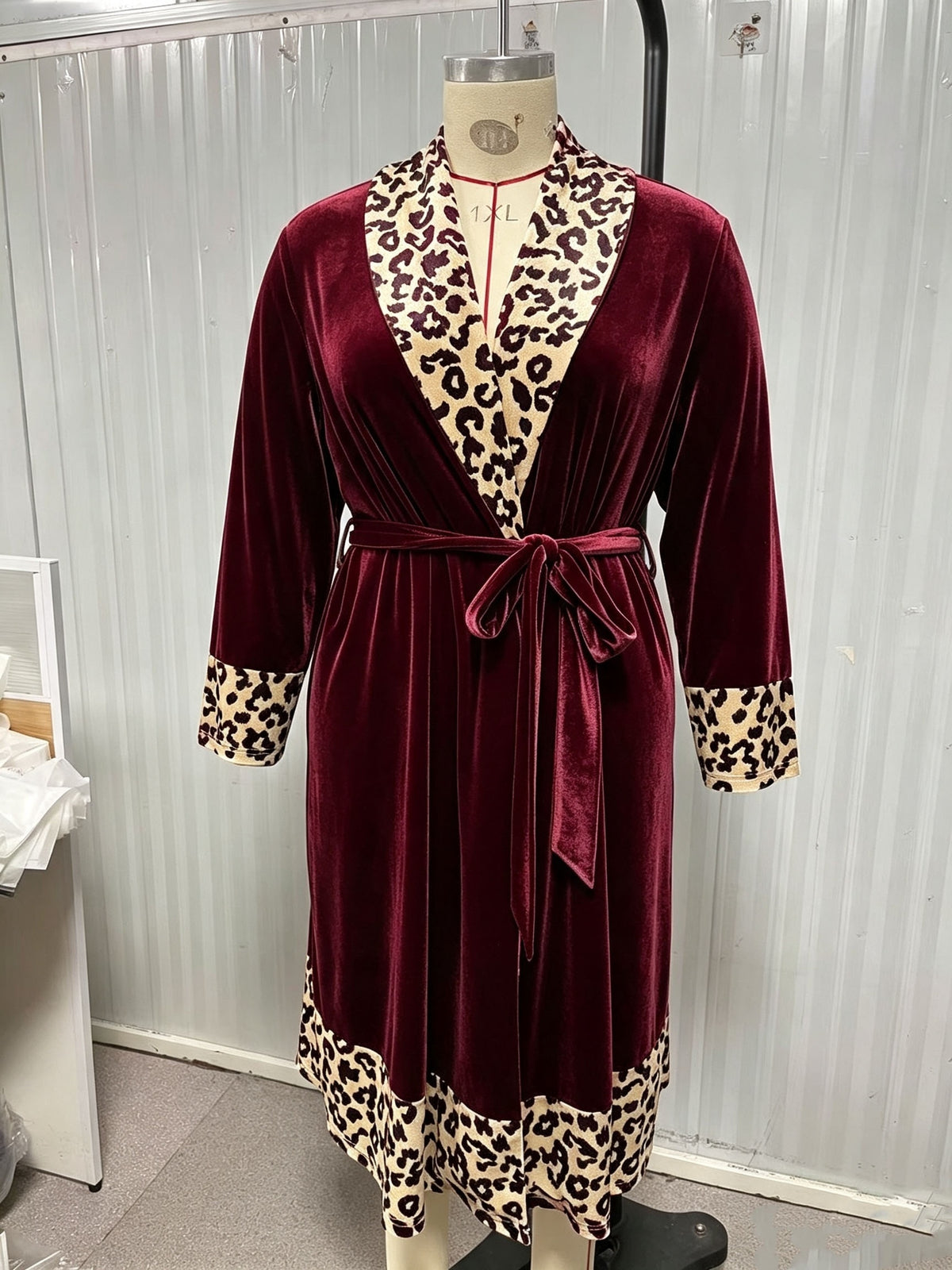 Women's plus size leopard print velvet dressing gown