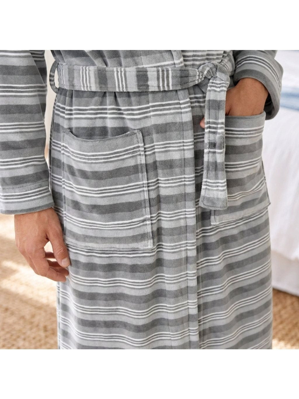 Men's striped bathrobe