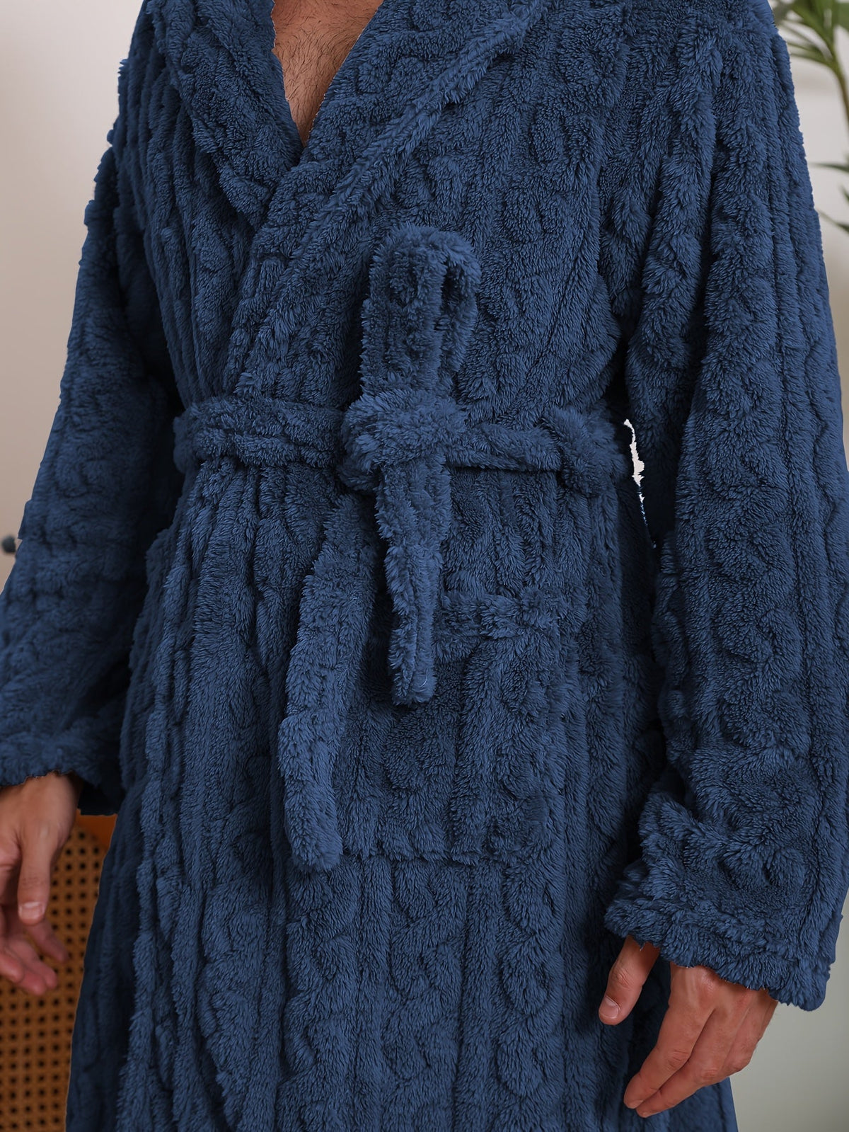 Men's cable-textured hooded towelling bathrobe