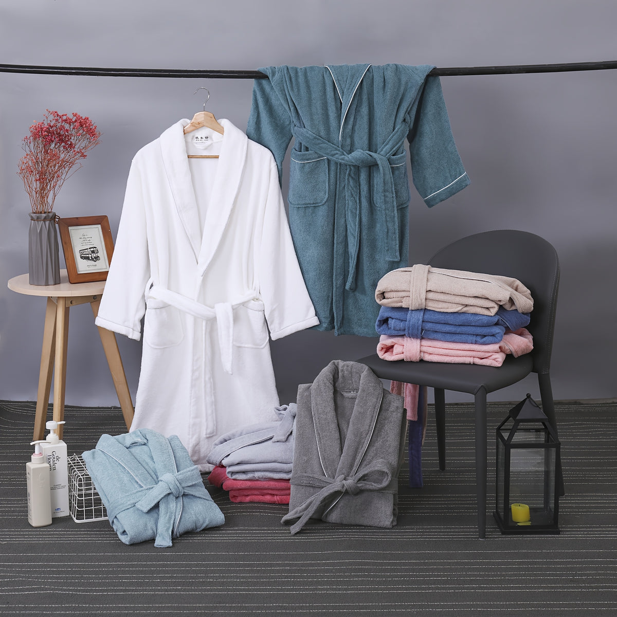Unisex pink long towelling bathrobe