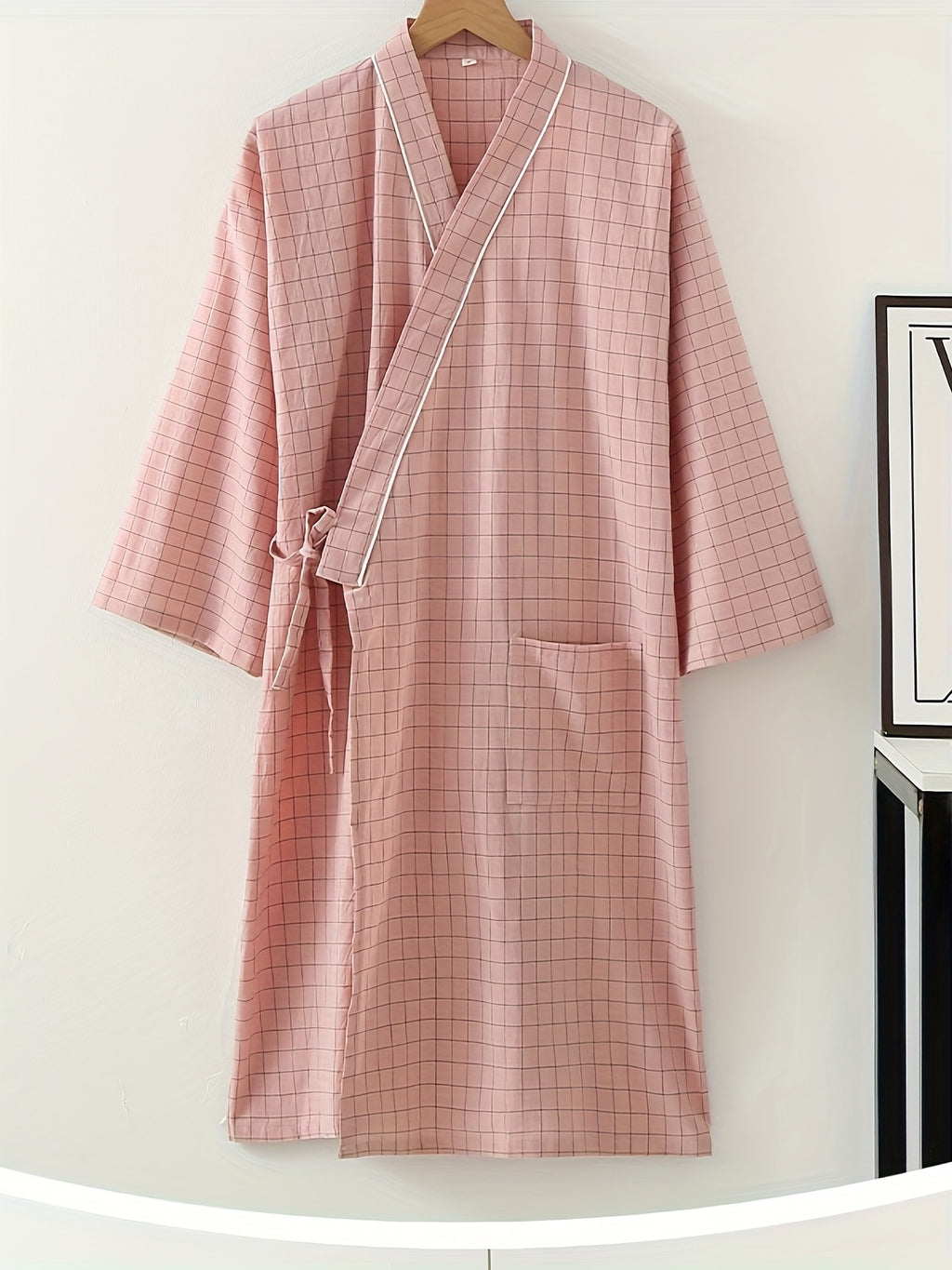 Women's pink checked kimono dressing gown