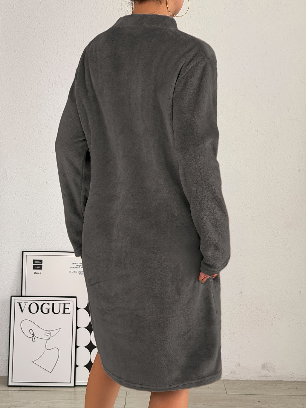 Women's zip-up flannel dressing gown