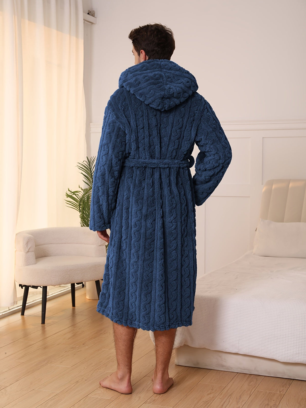 Men's cable-textured hooded towelling bathrobe