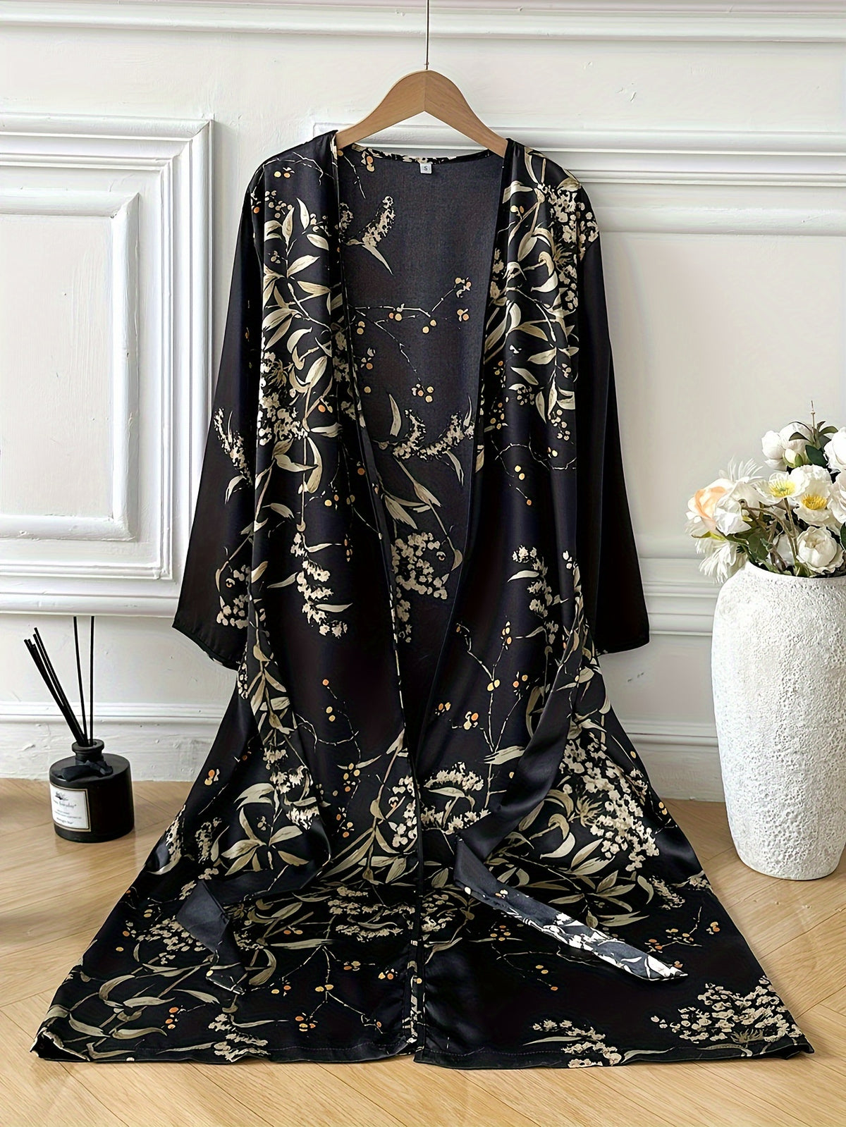 Women's floral satin dressing gown