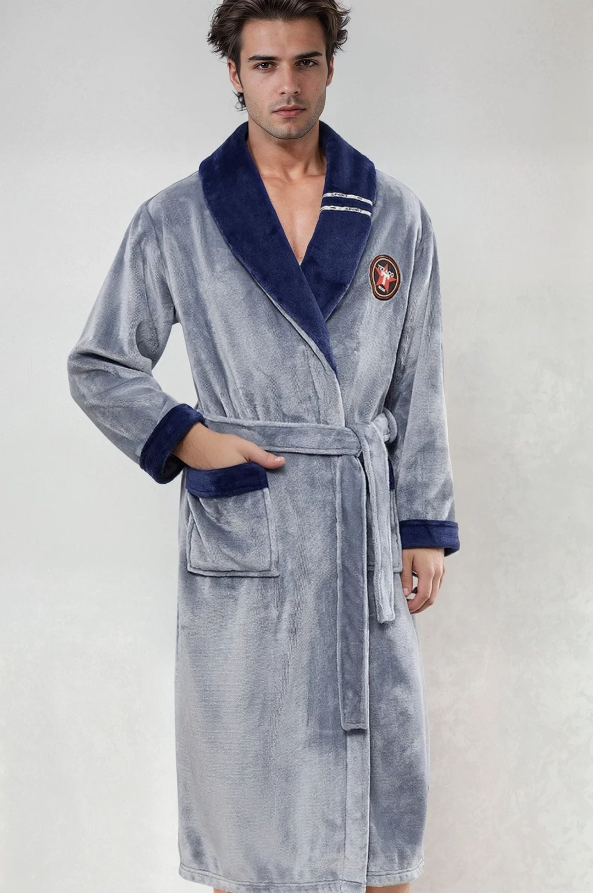 Men's fleece bathrobe, grey and blue — Grey