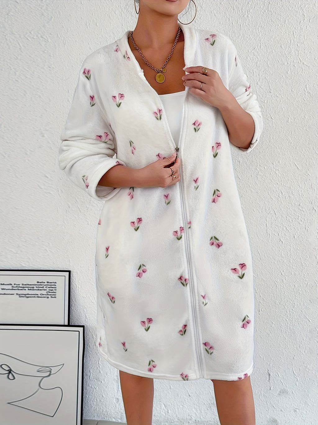 Women's pink patterned flannel zip-up dressing gown