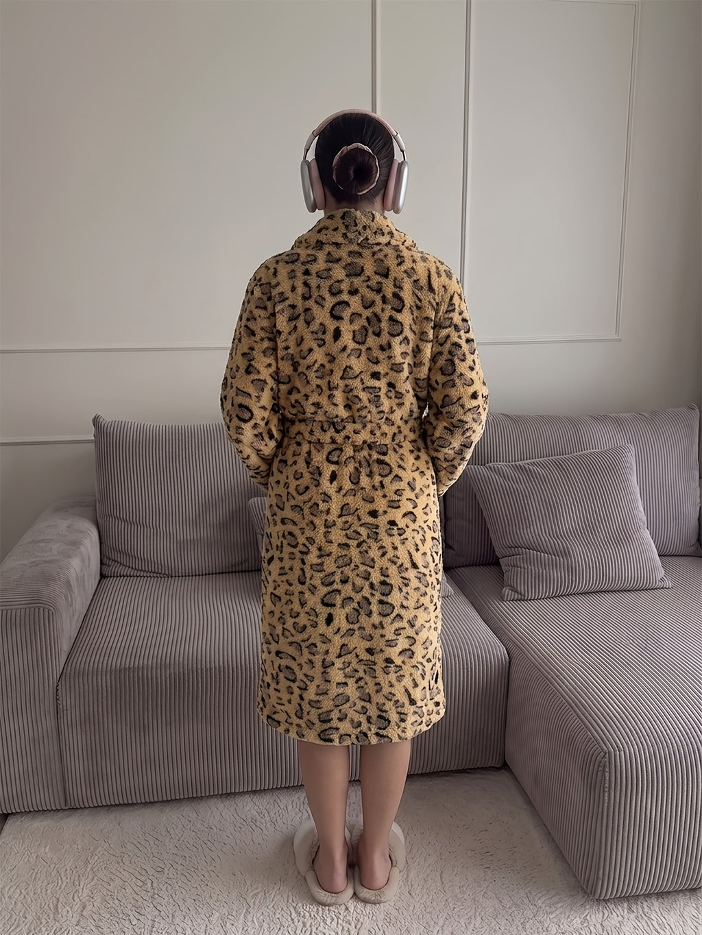 Unisex fluffy fleece dressing gown