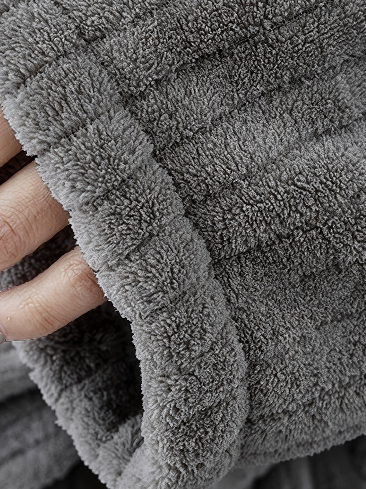 Unisex hooded ribbed bathrobe