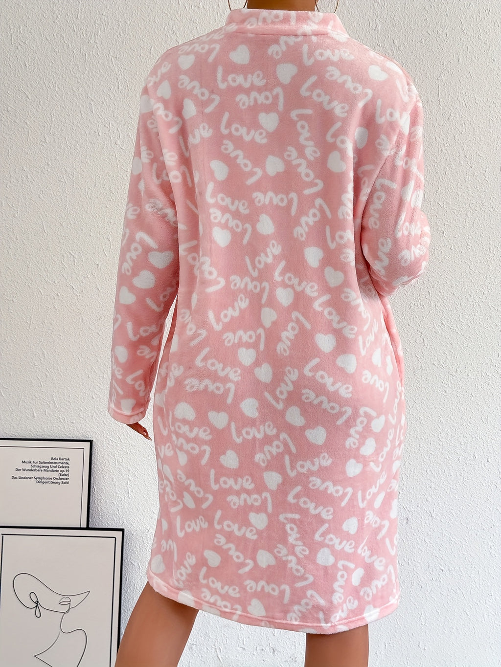 Women's pink flannel zip-up dressing gown