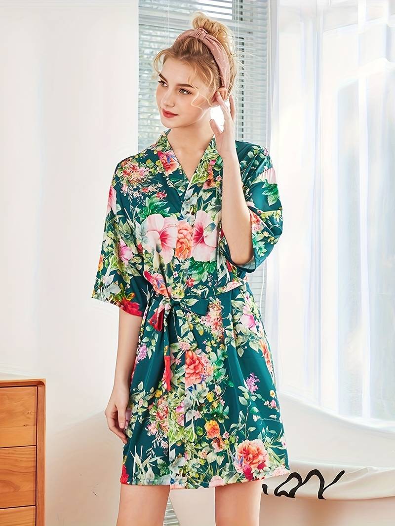 Women's short green floral satin kimono robe