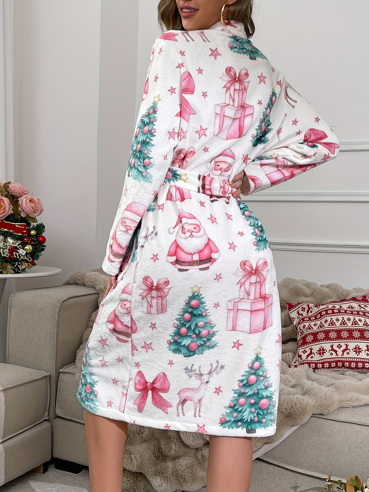 Women's white and pink Christmas print velvet dressing gown Image