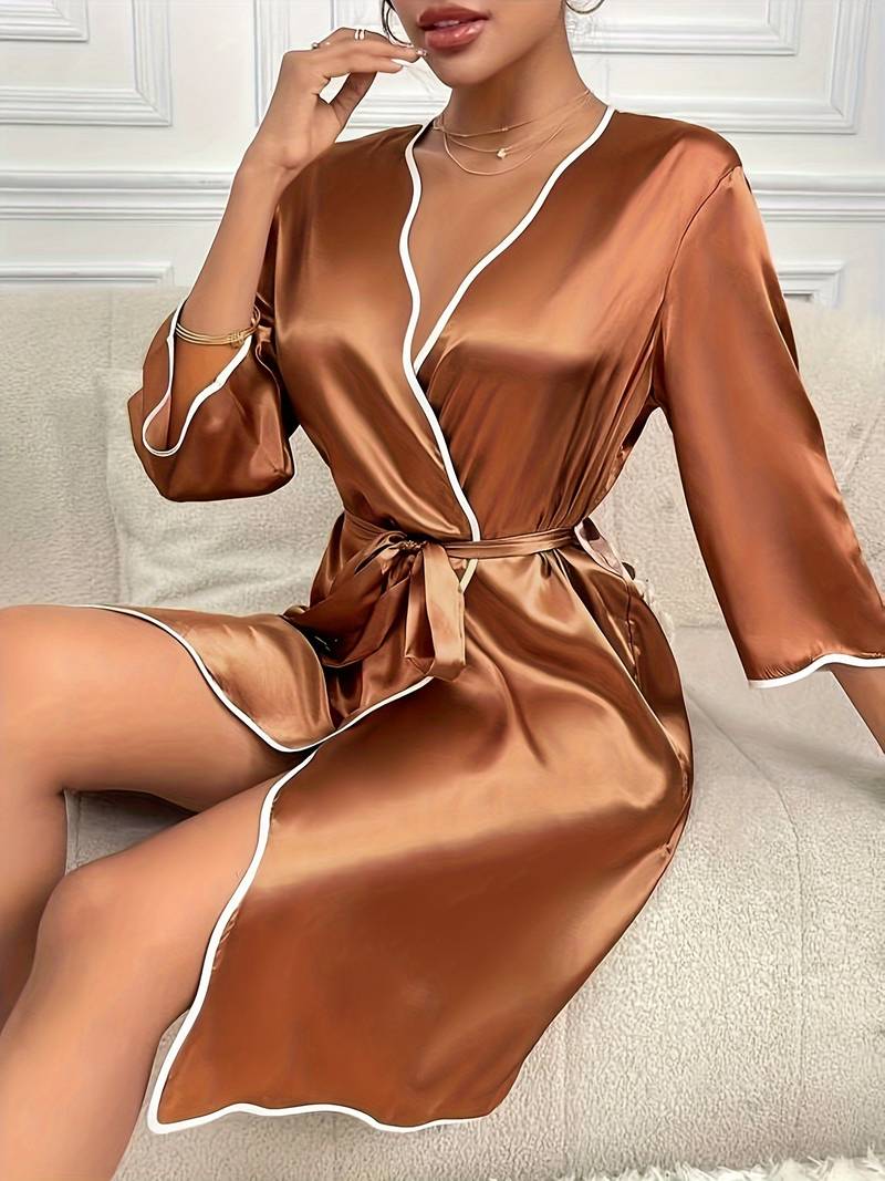 Women's short smooth satin bathrobe