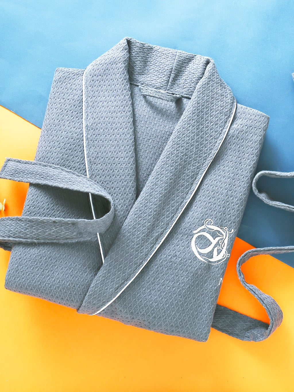 Men's waffle bathrobe