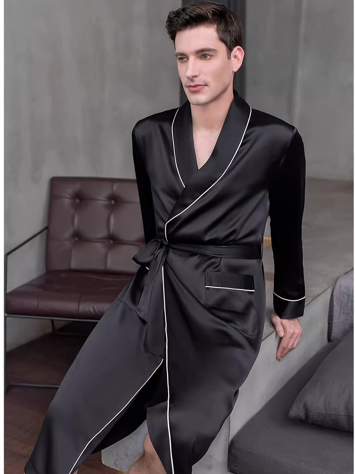 Men's black mulberry silk dressing gown