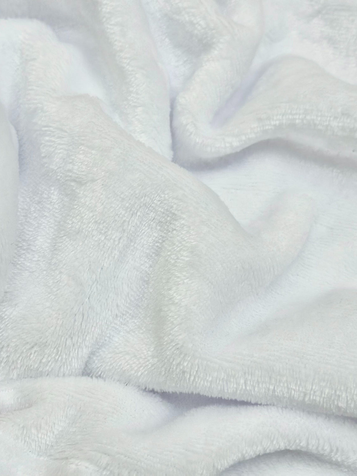 Unisex white long velour bathrobe