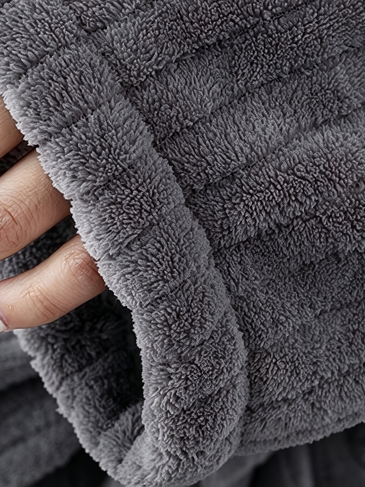 Unisex hooded ribbed bathrobe