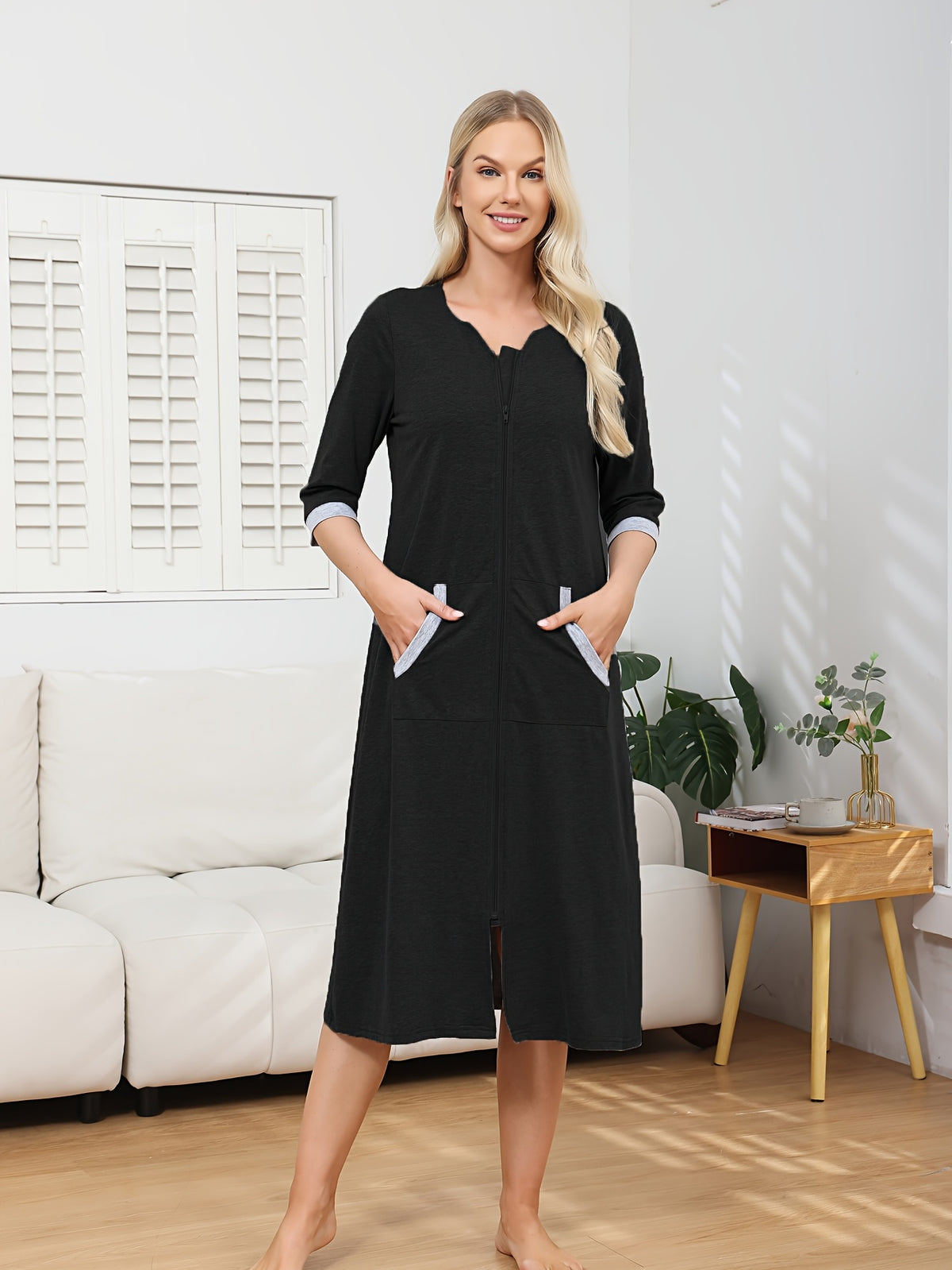 Women's zip front housecoat