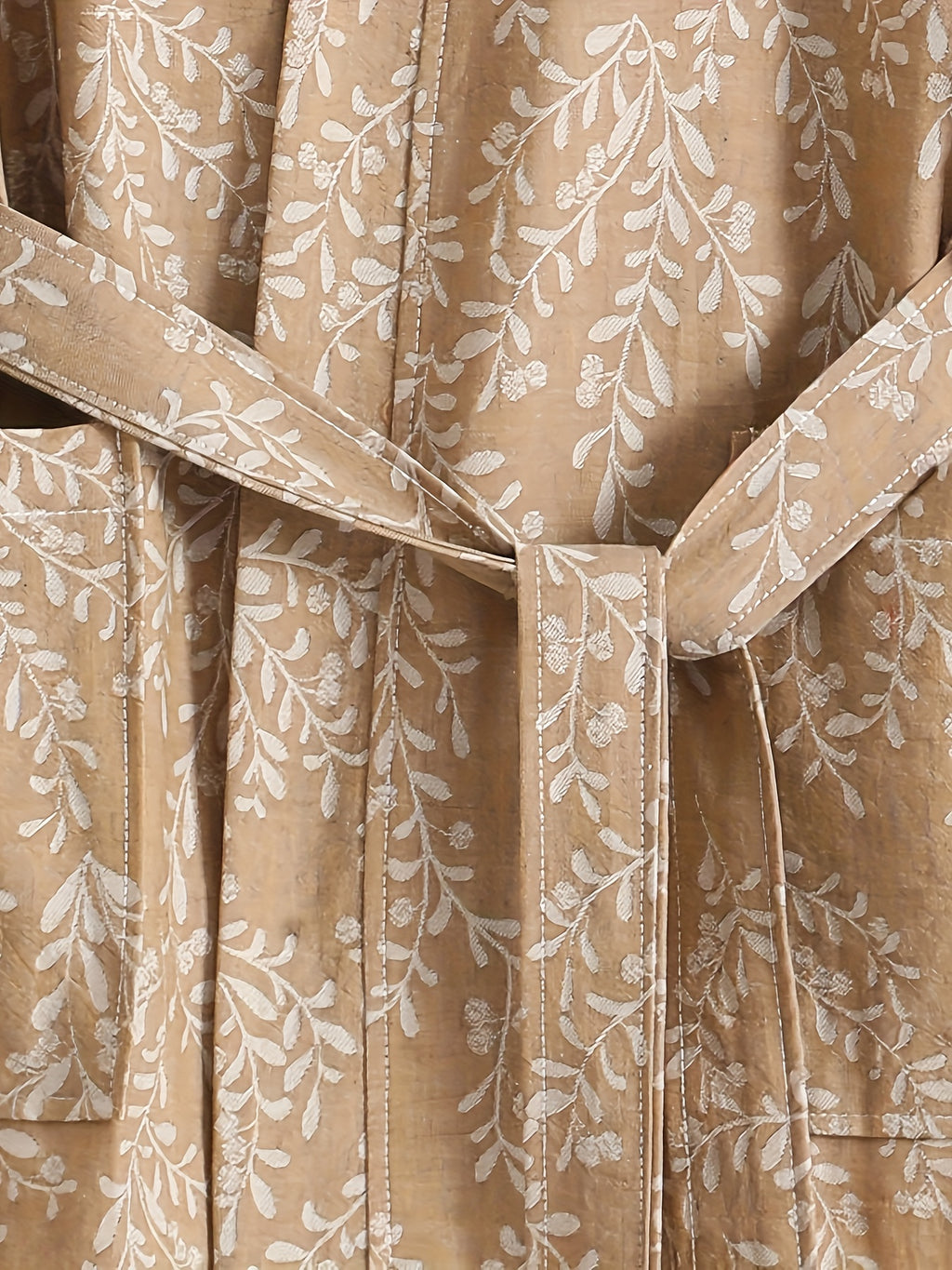 Women's bathrobe