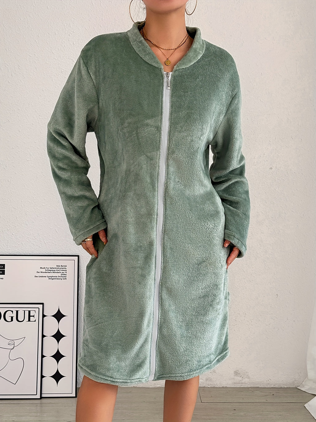 Women's thick flannel zip-up dressing gown