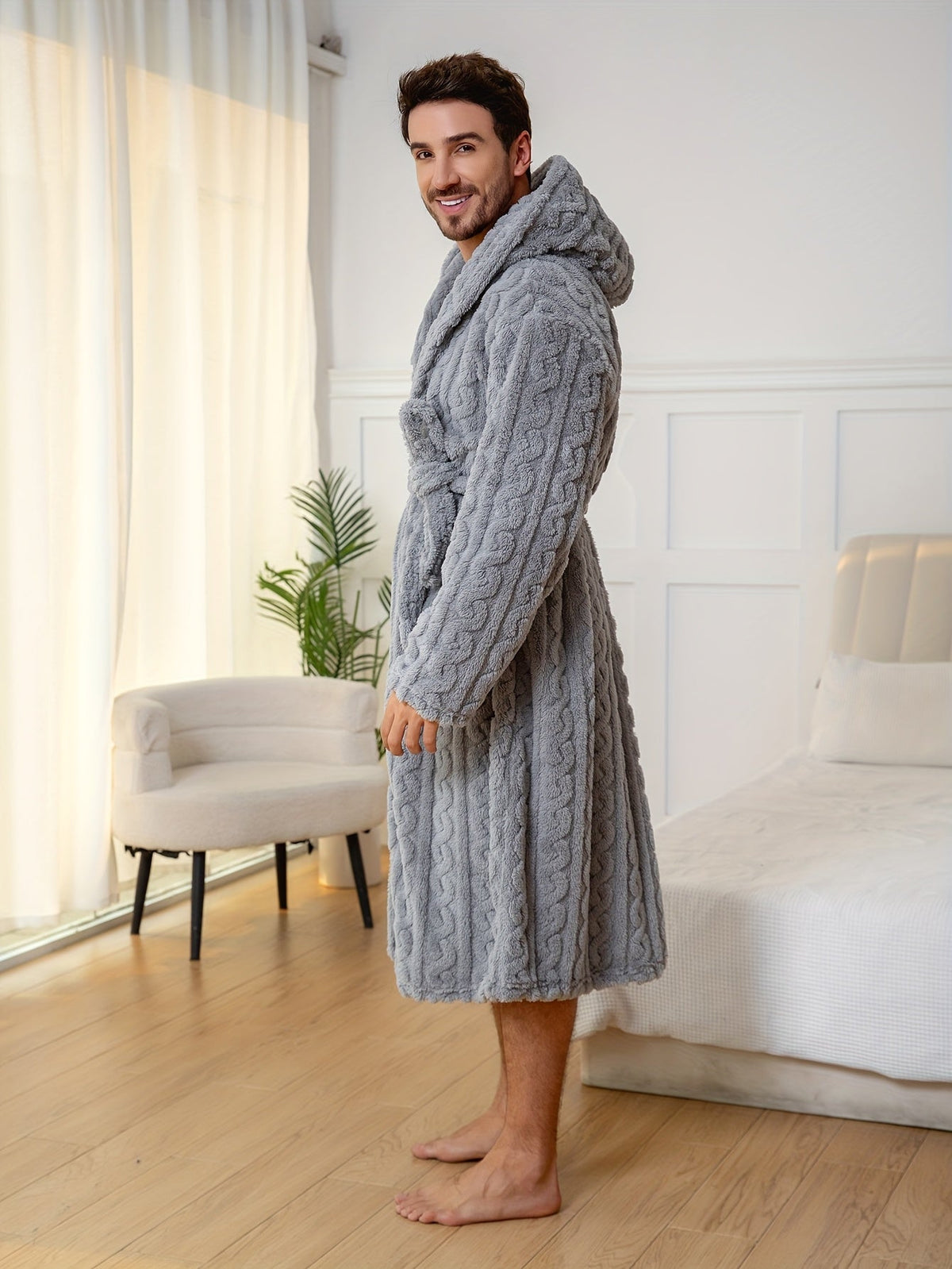 Men's cable-textured hooded towelling bathrobe