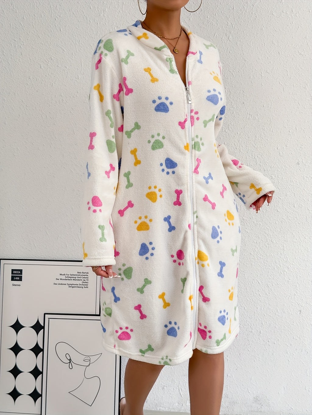 Women's pink flannel zip-up dressing gown