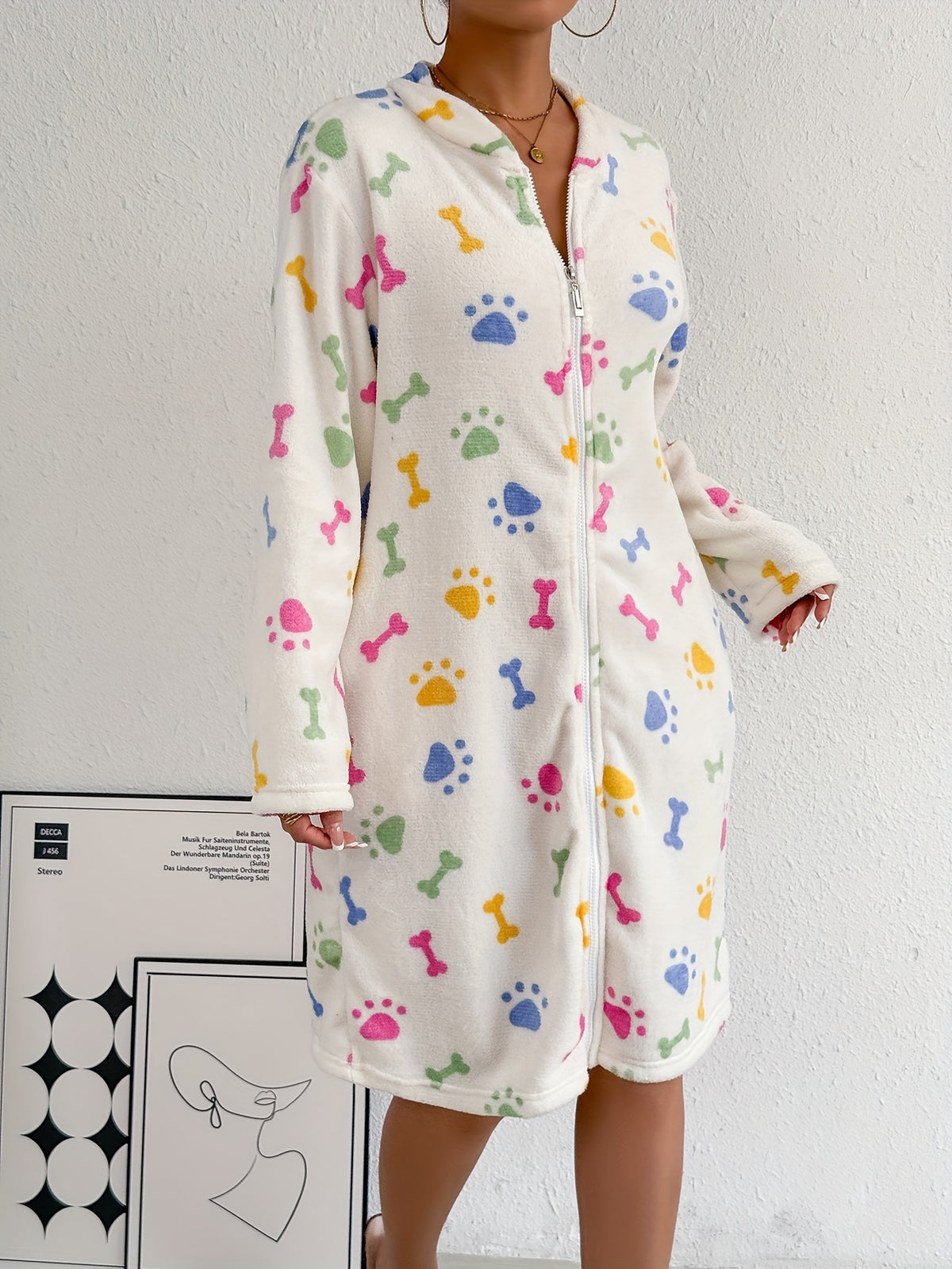Women's pink flannel zip-up dressing gown