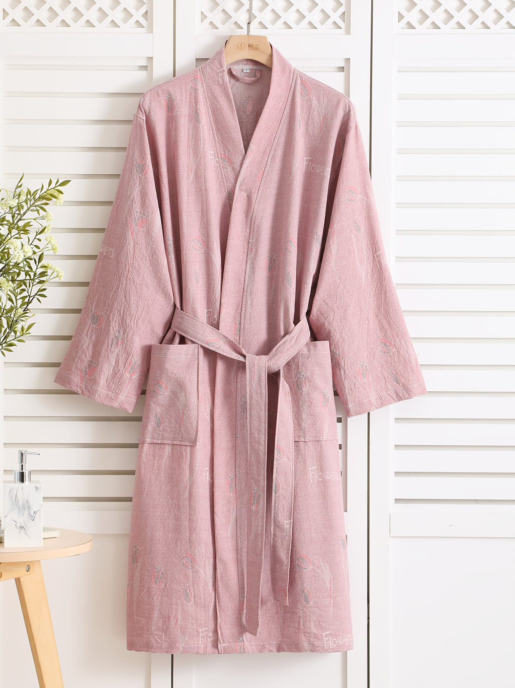 Women's jacquard bathrobe