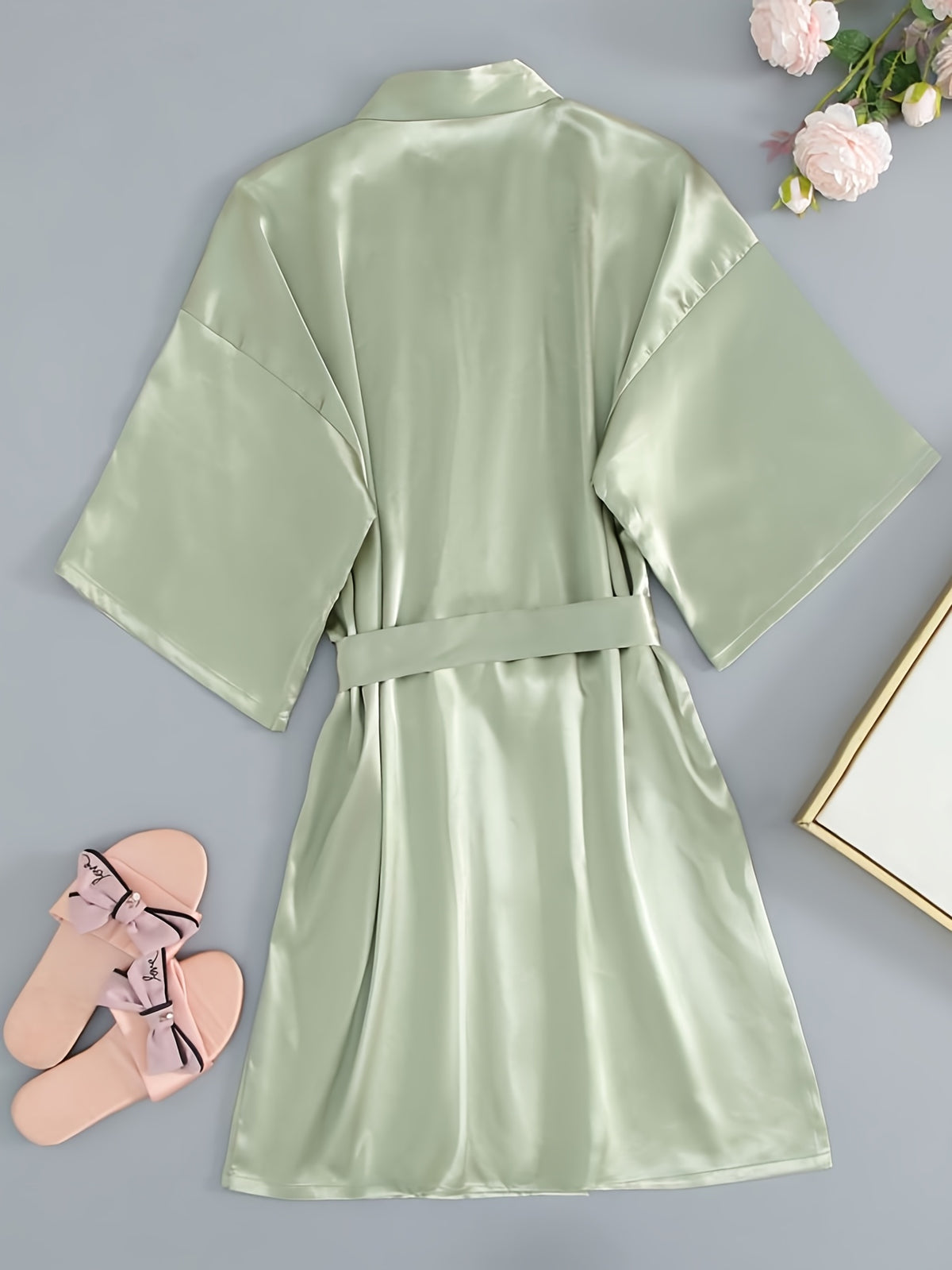 Women's short dressing gown