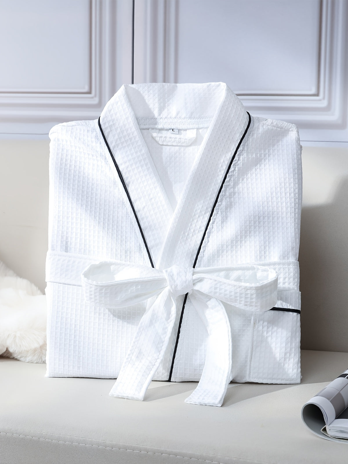Unisex white bathrobe