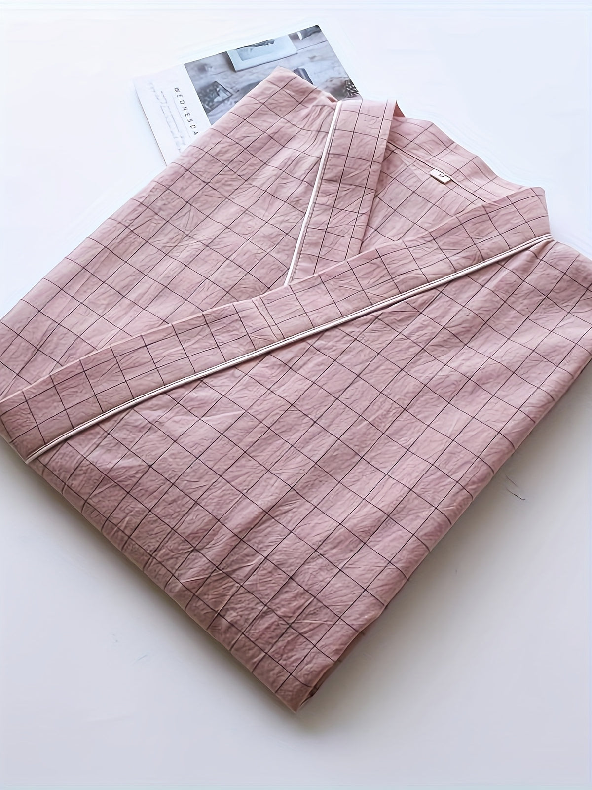 Women's pink checked kimono dressing gown