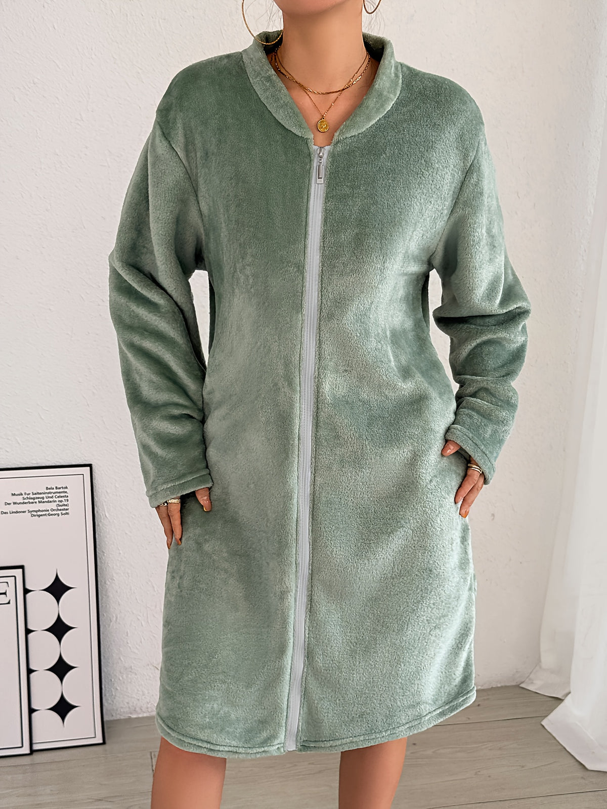 Women's plus size zip-up flannel dressing gown