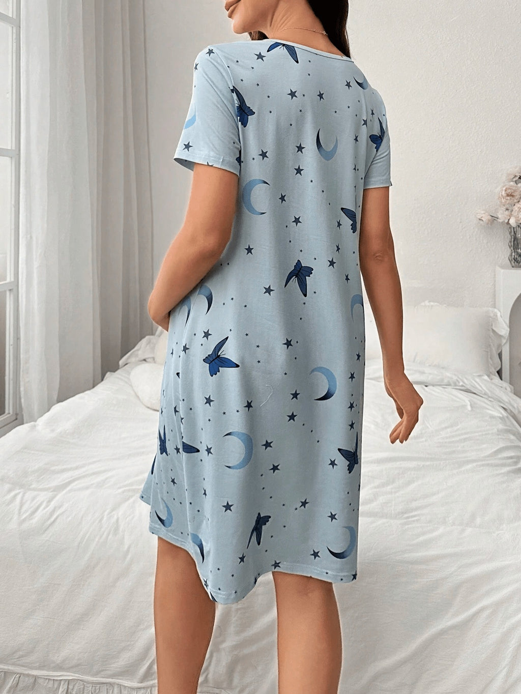 Women's blue butterfly print maternity nightdress