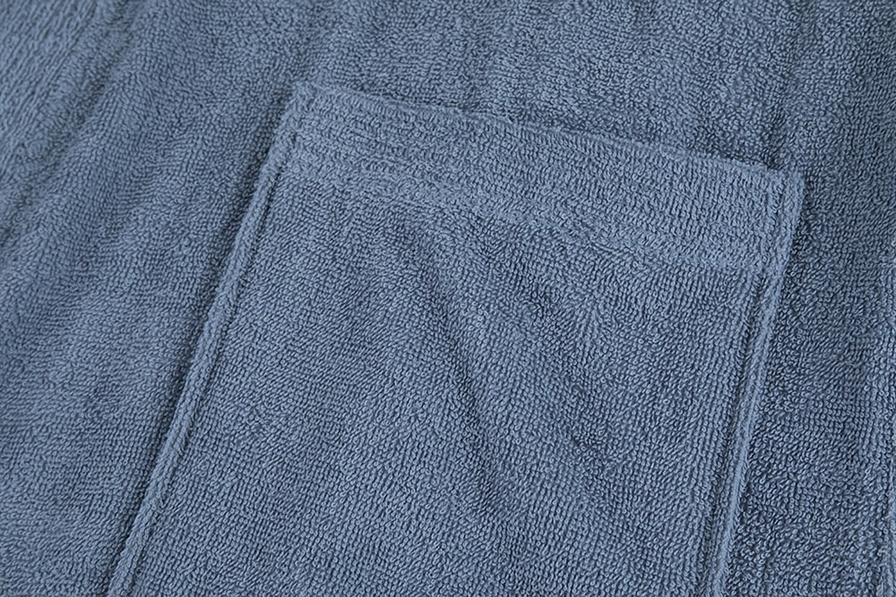 Women's long towelling bathrobe
