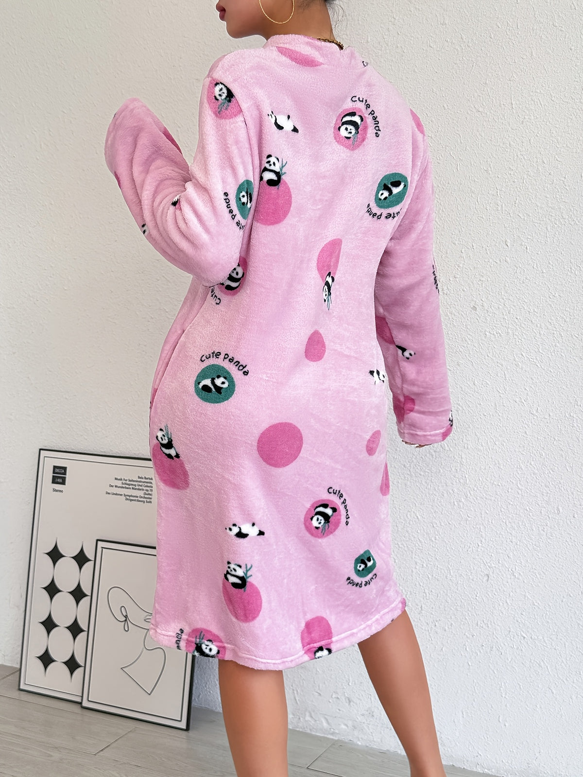 Women's pink patterned flannel zip-up dressing gown