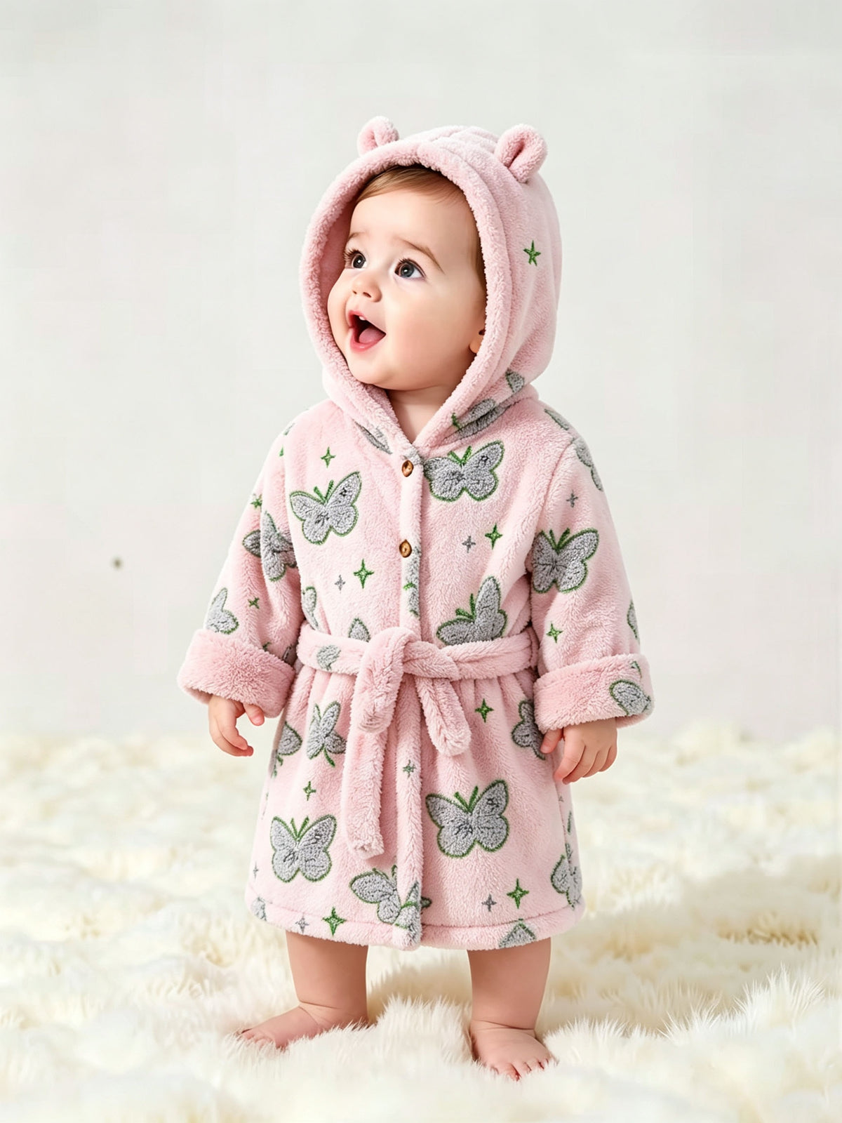 Girls' pink flannel bathrobe