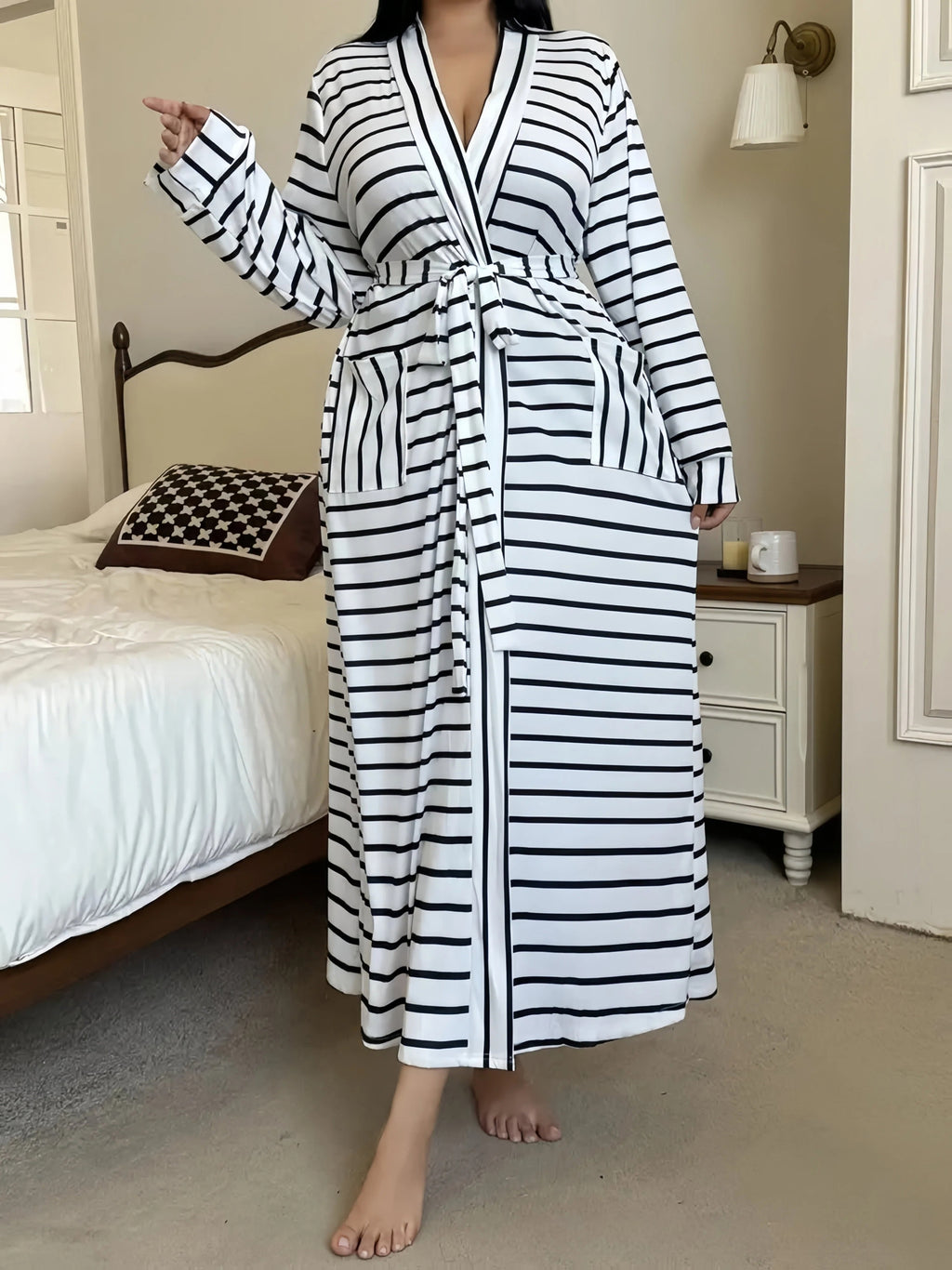 Women's plus size striped dressing gown