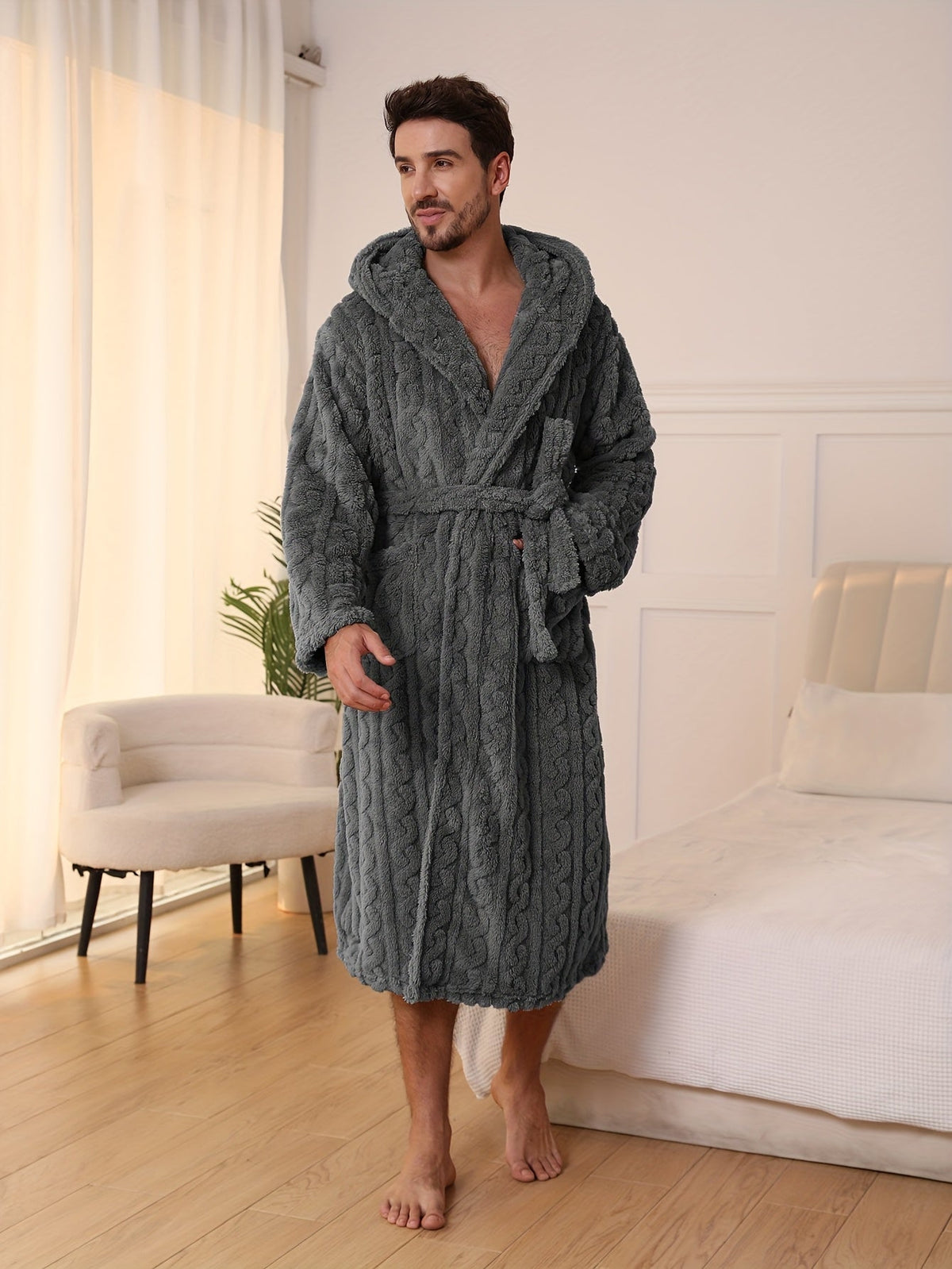 Men's cable-textured hooded towelling bathrobe