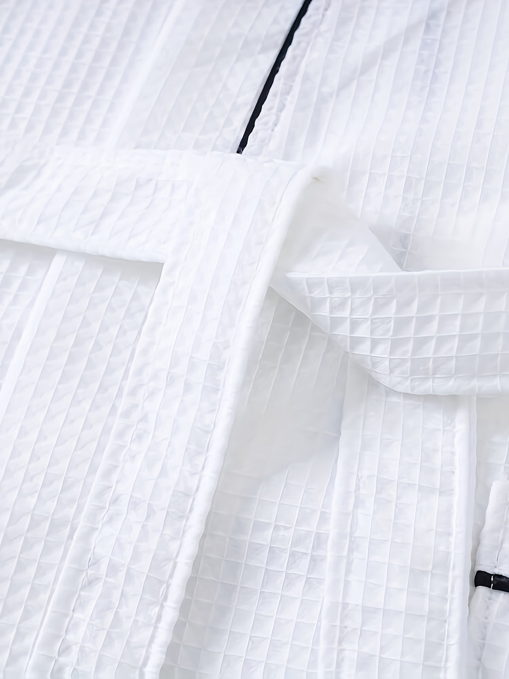 Unisex white long waffle bathrobe with pockets