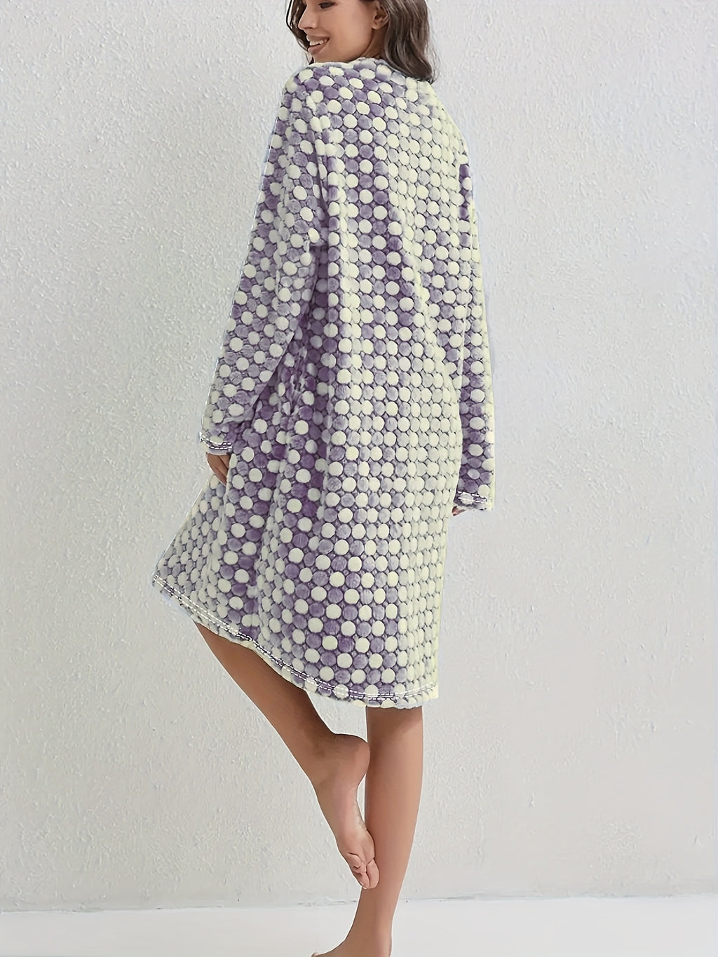 Women's checked flannel zip-up dressing gown