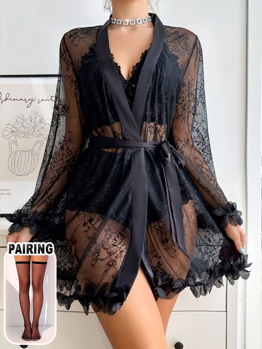 Women's black short lace dressing gown