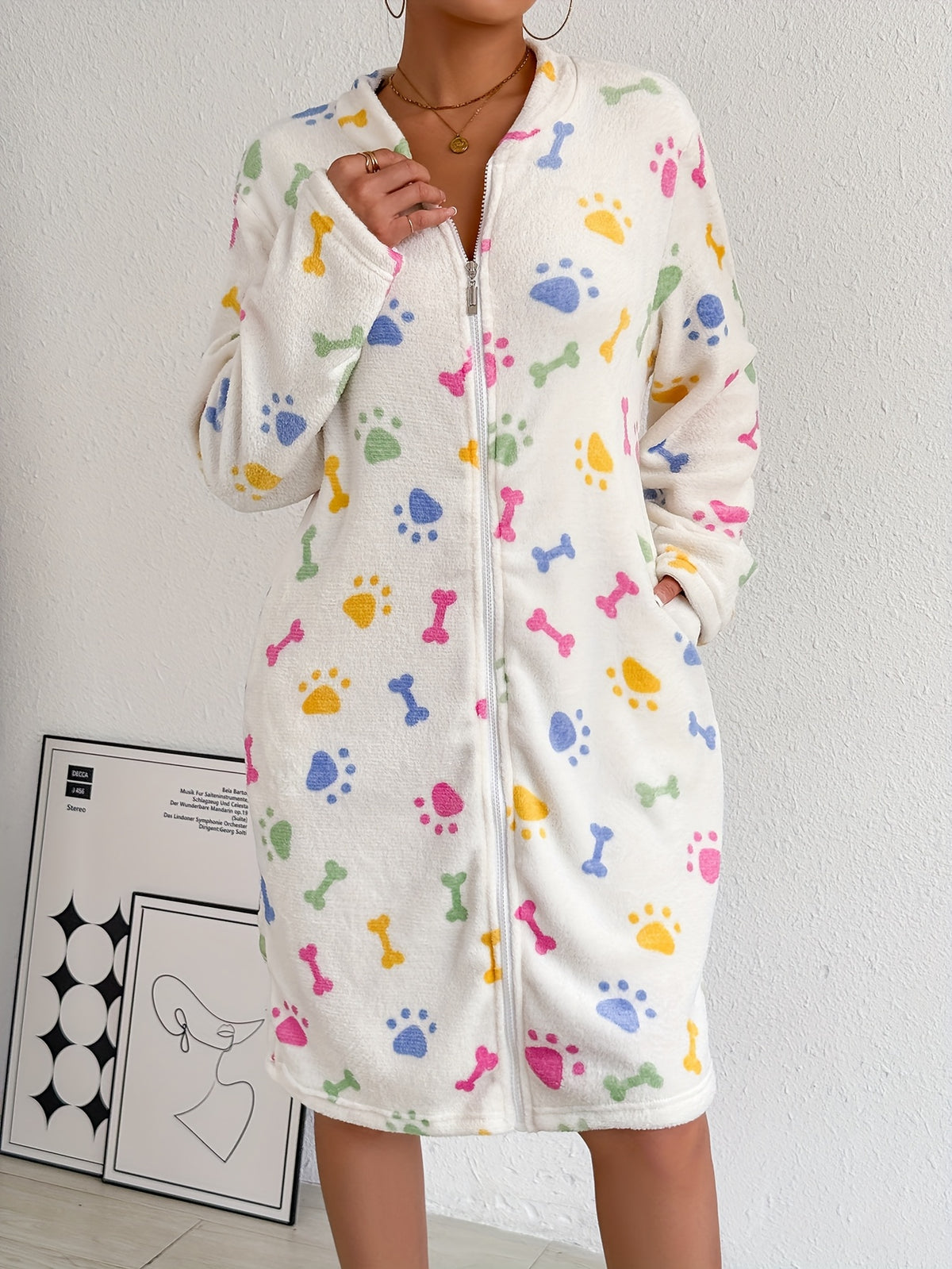 Women's pink flannel zip-up dressing gown
