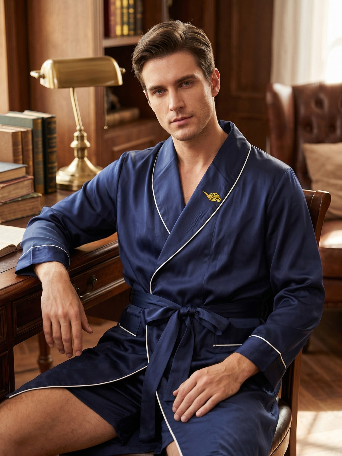 Men's embroidered satin dressing gown and shorts set