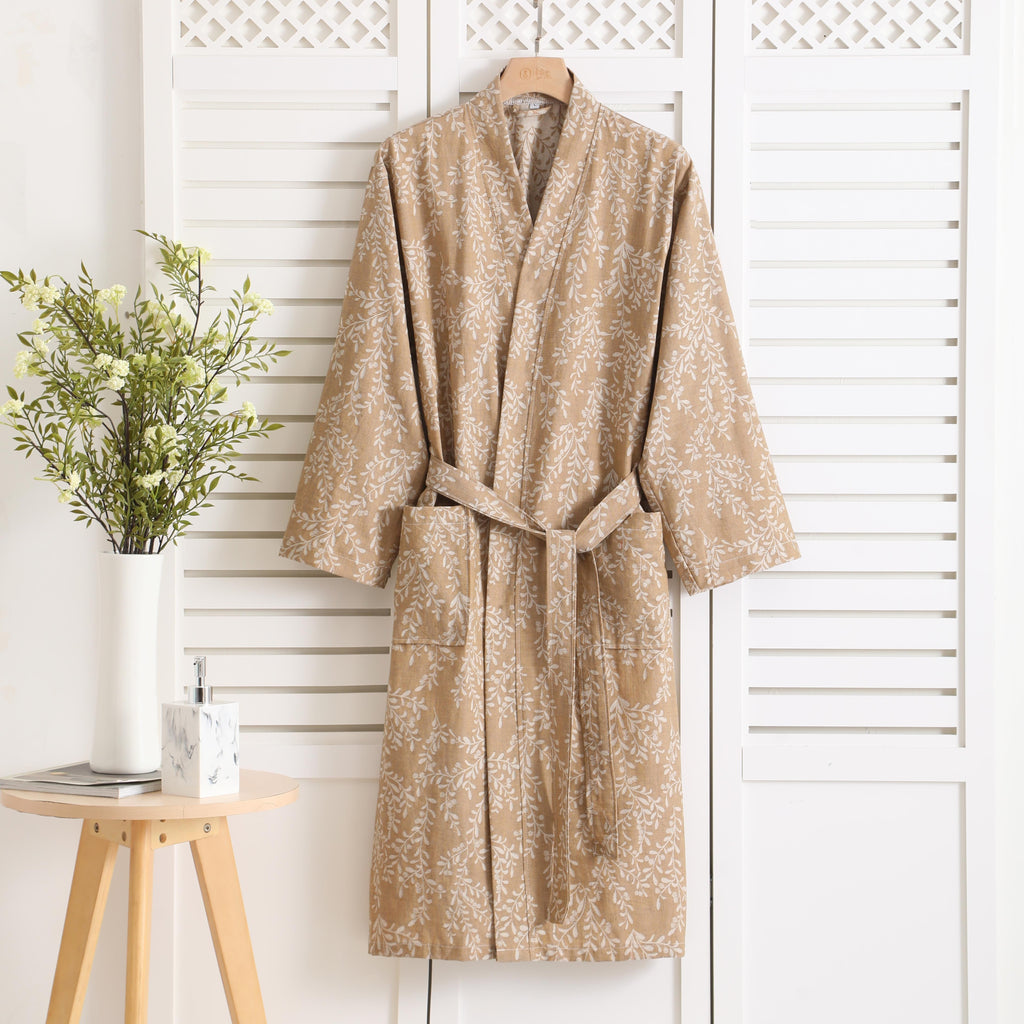 Women's bathrobe