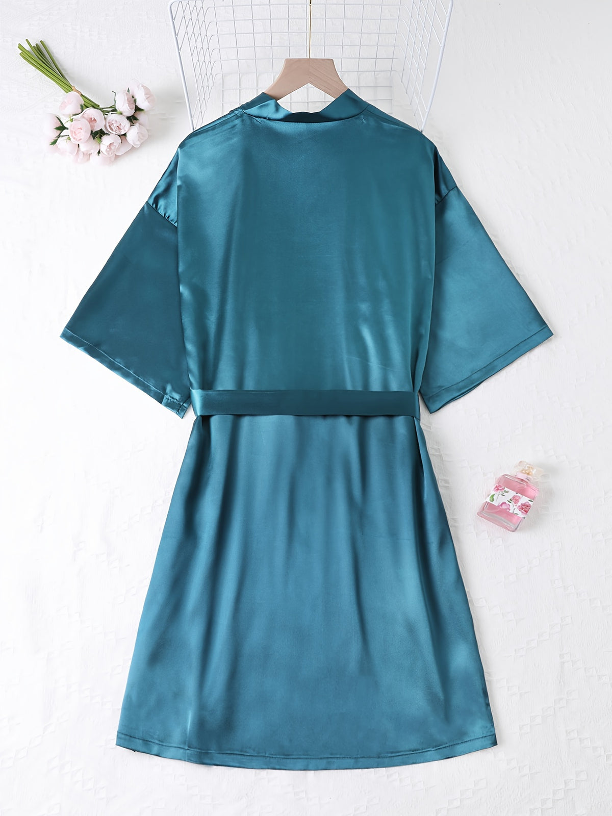 Women's short dressing gown