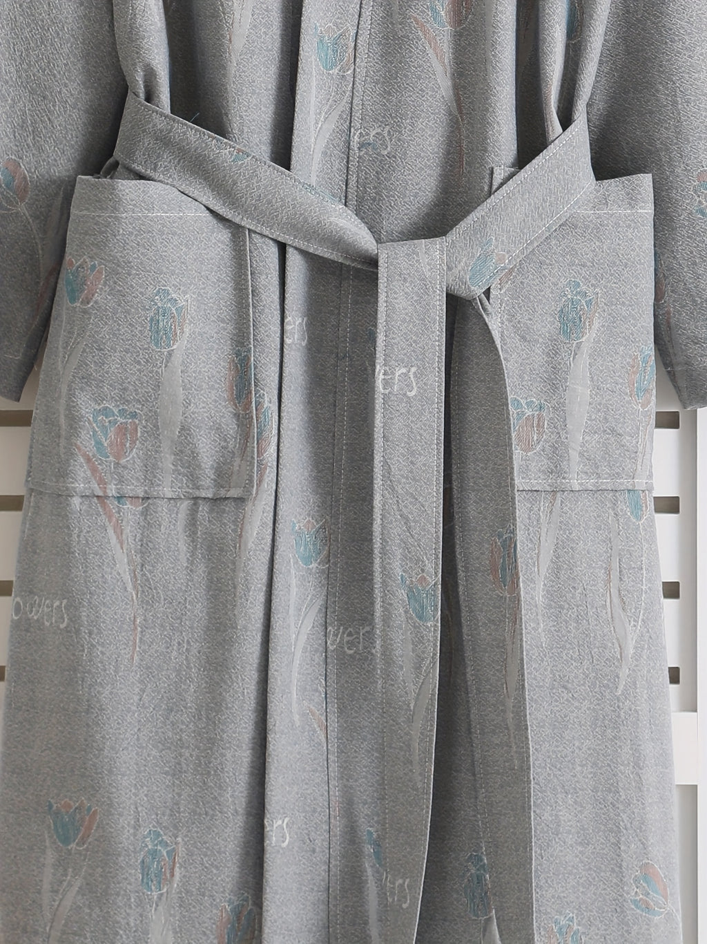 Women's jacquard bathrobe