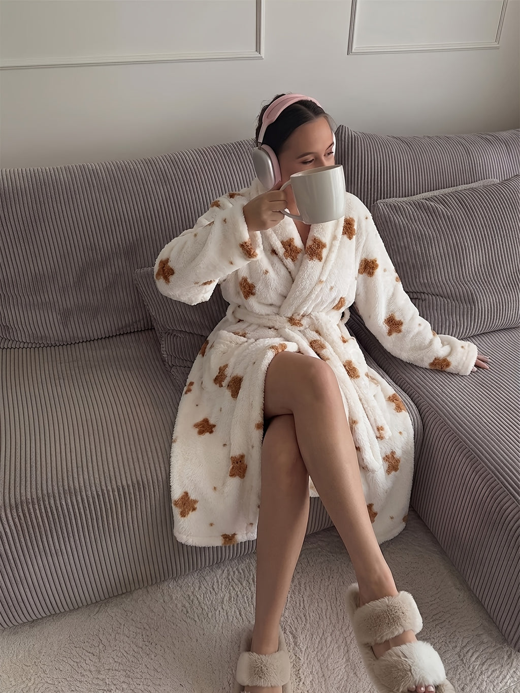 Unisex fluffy fleece dressing gown
