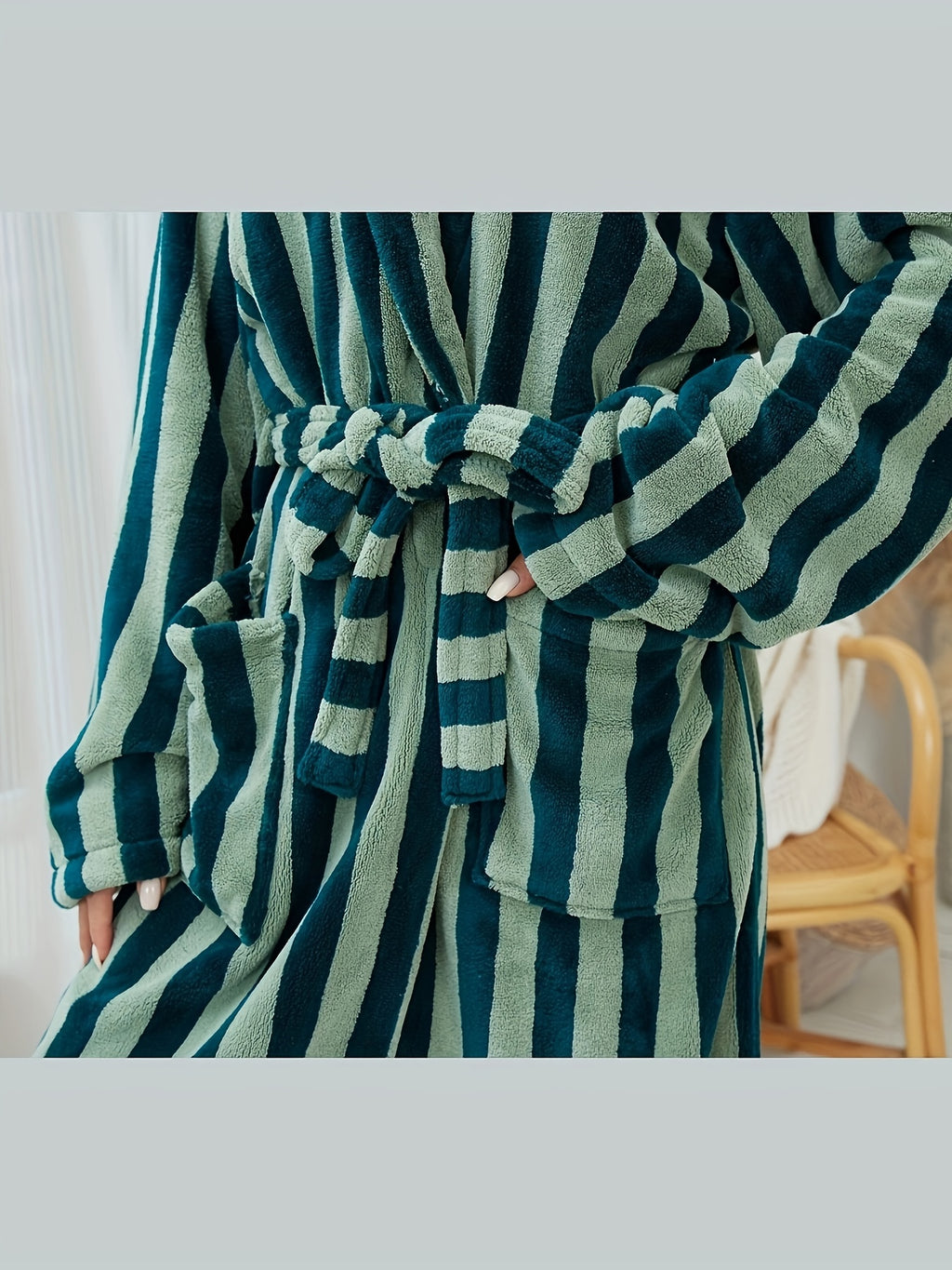Women's green striped waffle dressing gown